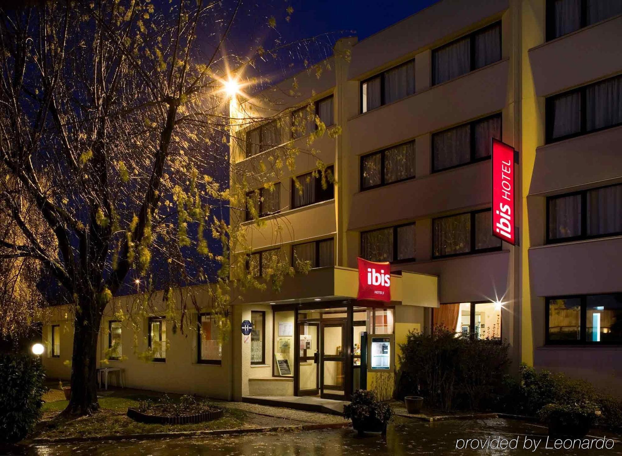 Hotel Ibis Chambéry Exterior foto